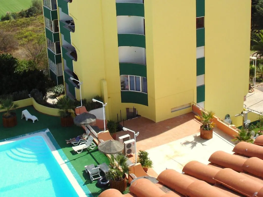 Parque Das Amendoeiras Виламура 2*,
